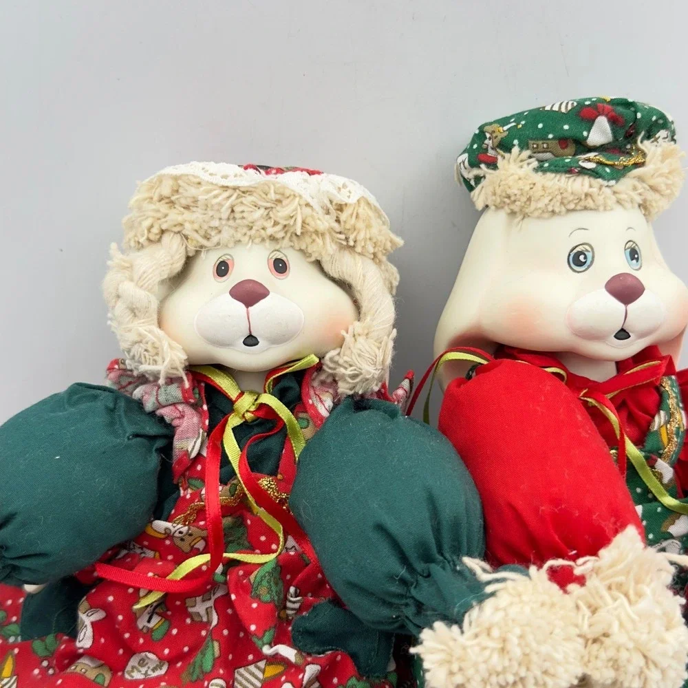House of Lloyd Christmas Around the World Hip & Hop Bunny Doll Set Vintage Box